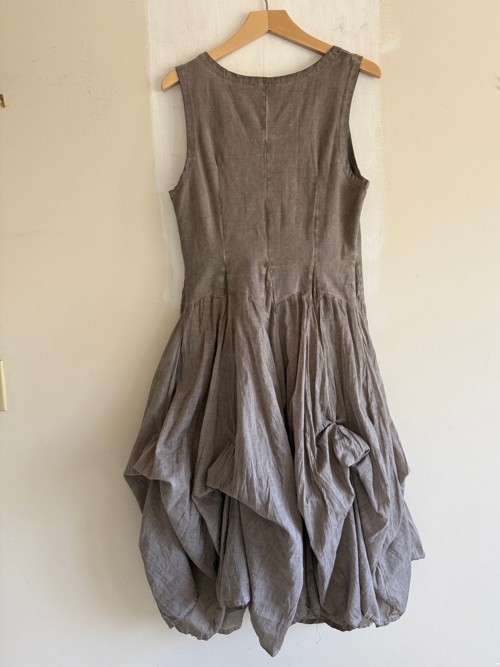 Nu-Look Sleeveless Taupe Adjustable Balloon Hem Midi Dress Size Lg - Picture 10 of 15